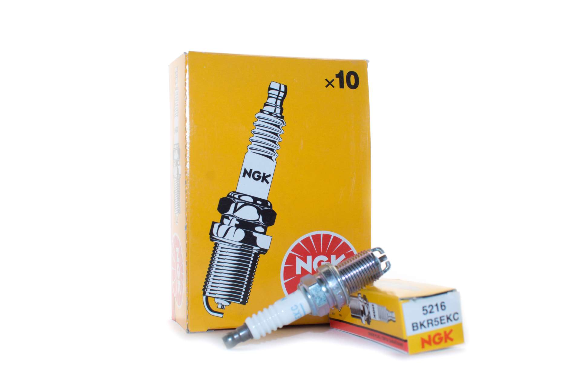 Свеча зажигания BKR 5EKC NGK 5216 